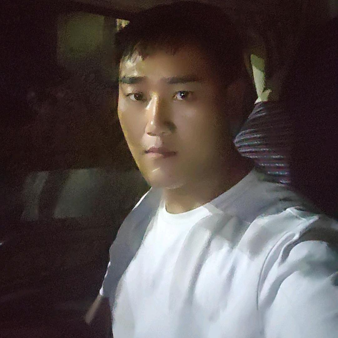 (｡･ω･｡)ﾉ♡浓烟伴洒(｡･ω･｡)