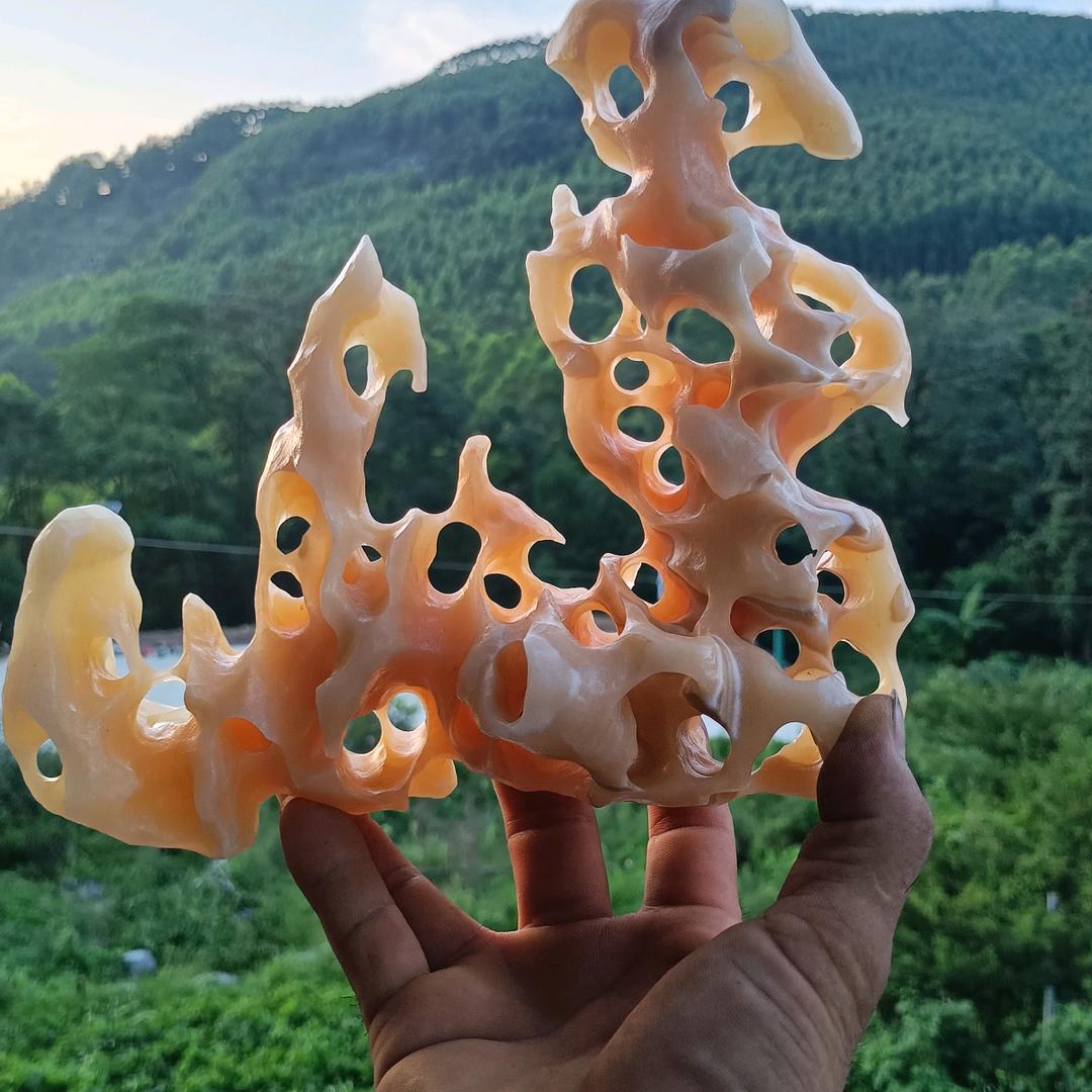 石缘阁…主营大小太湖石，大小英石直销…