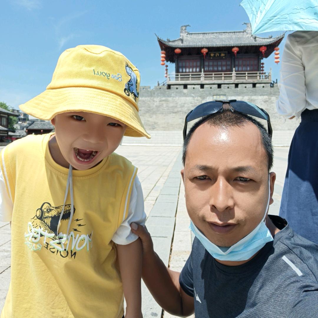 努力赚钱才是王道