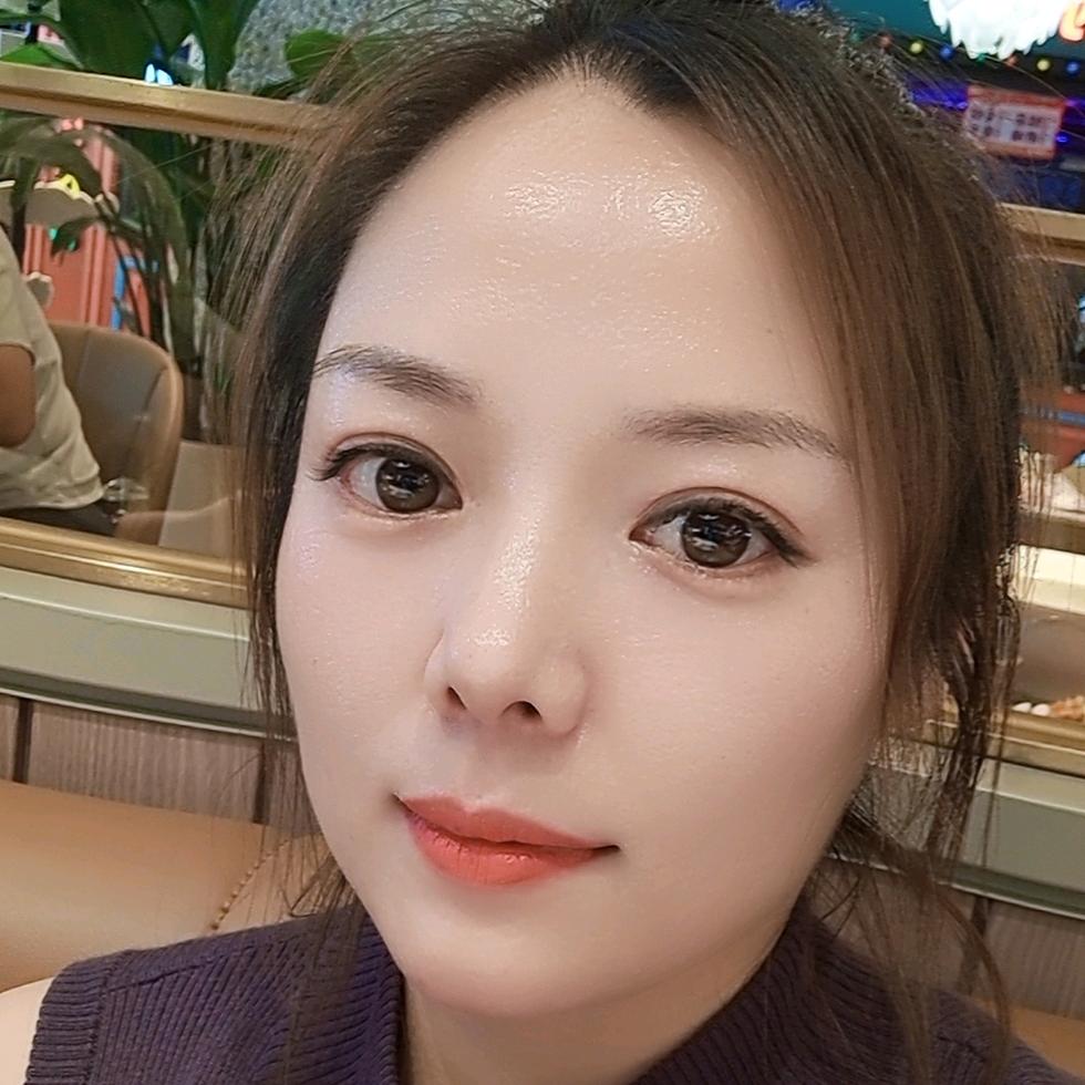 恰好美甲美睫  韩菲
