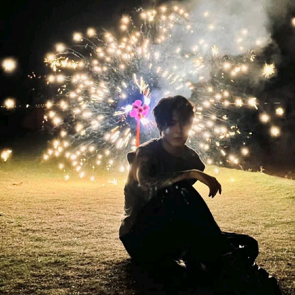 h5R27•︡ ‿ •︠ᐝ