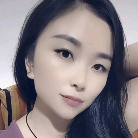 ヅ回眸ヅ一笑百媚生