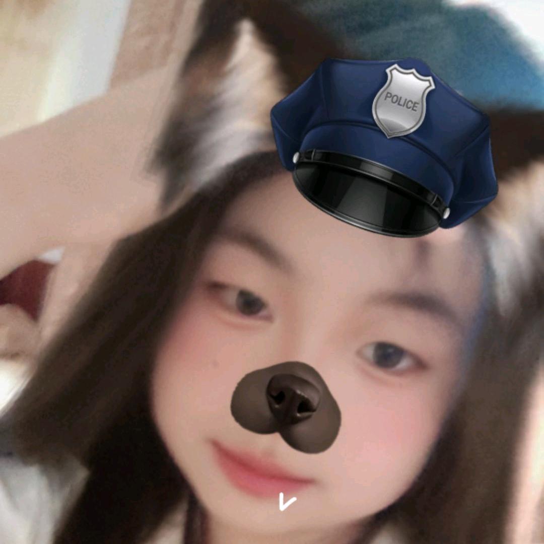 小鱼干爱淘气୧⍤⃝🍓୧⍤⃝🌸୧⍤⃝?