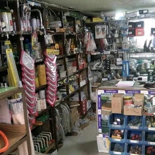 华侨五金店
