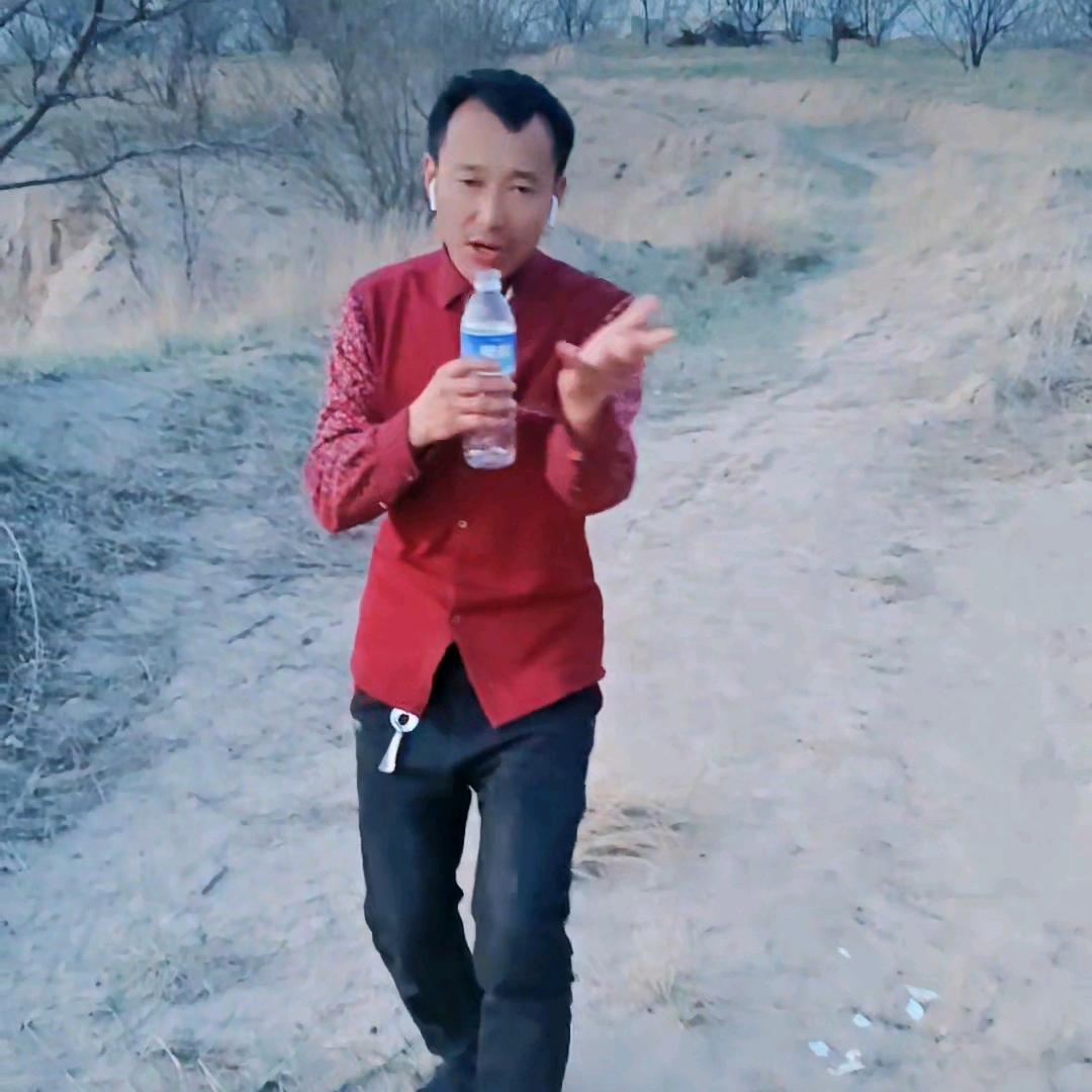 可乐哥;拒绝连赞朋友们谢谢🍹🍹