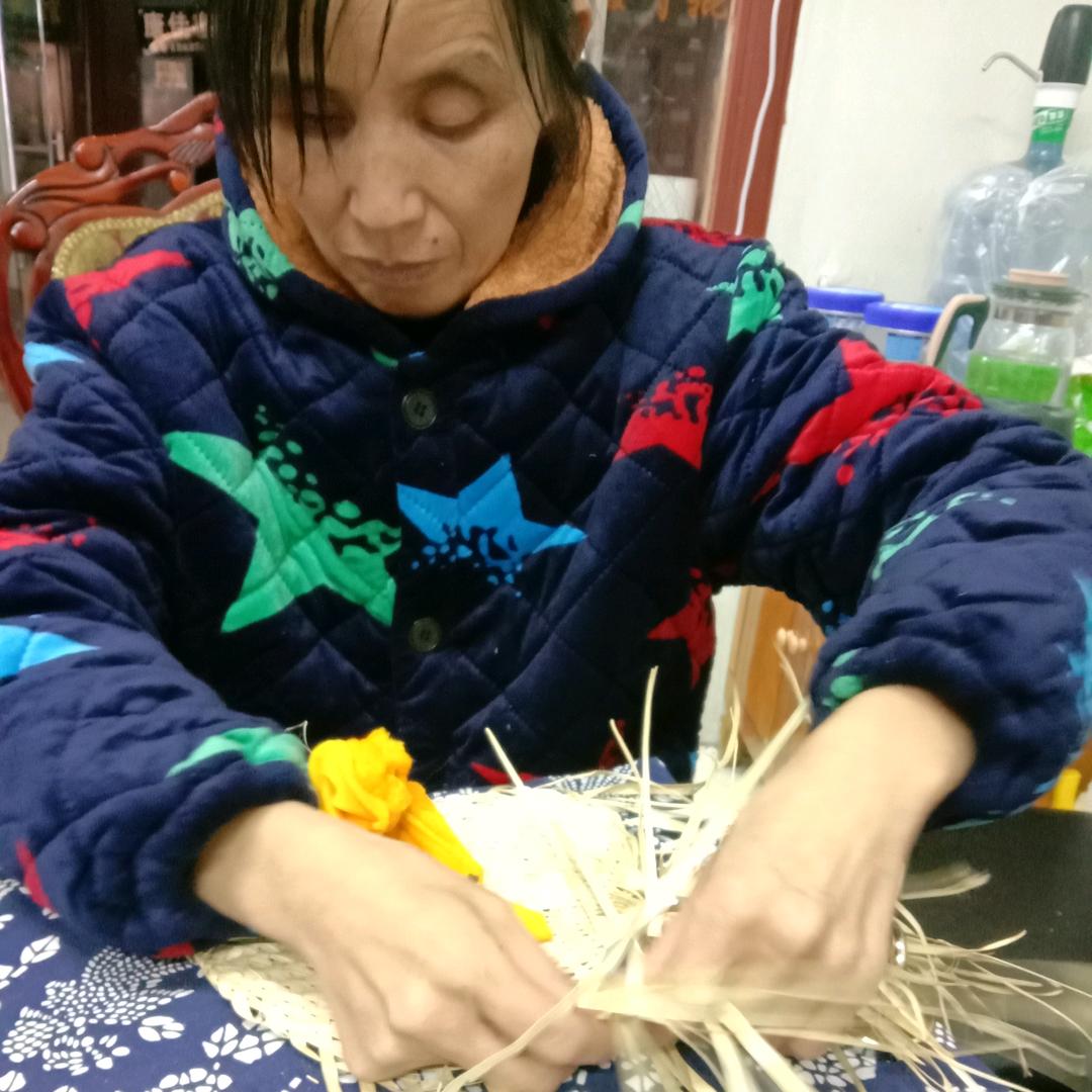 手编蒲扇