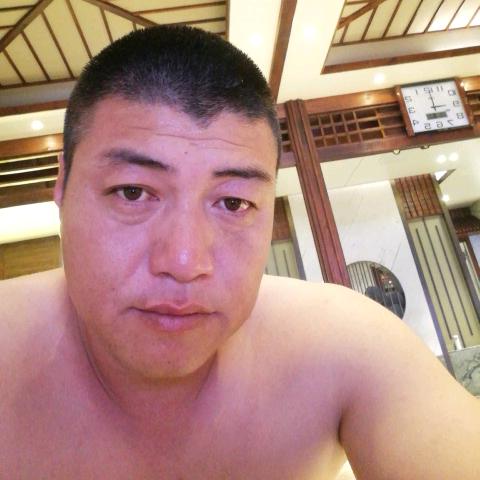 地摊强哥
