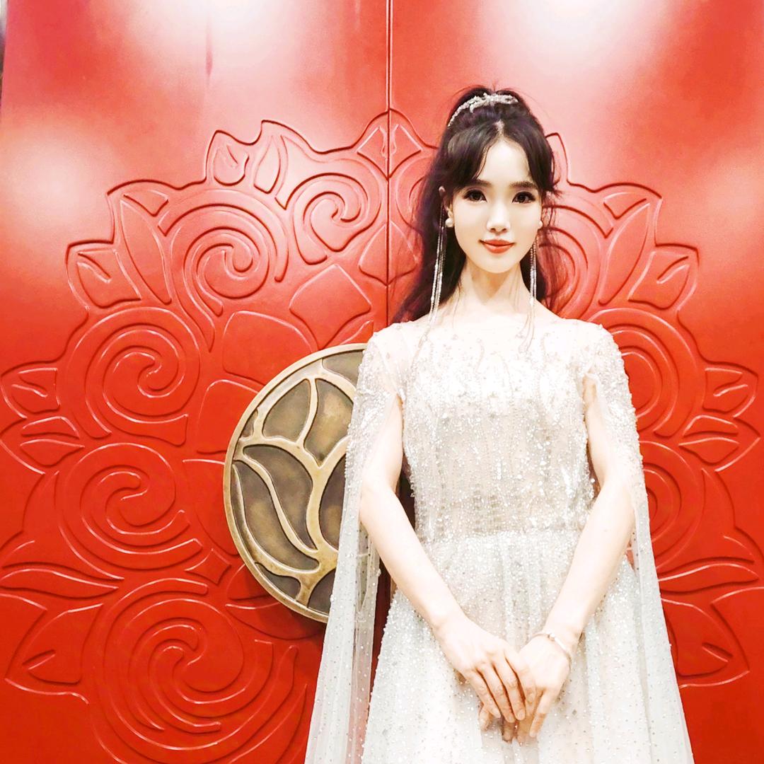 汉中演员女王宁灿
