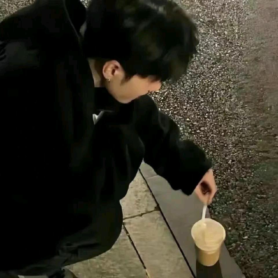 佳佳🥤