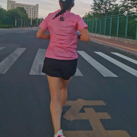 奔跑的静生活