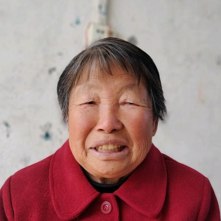 农村大姐晚七点半！