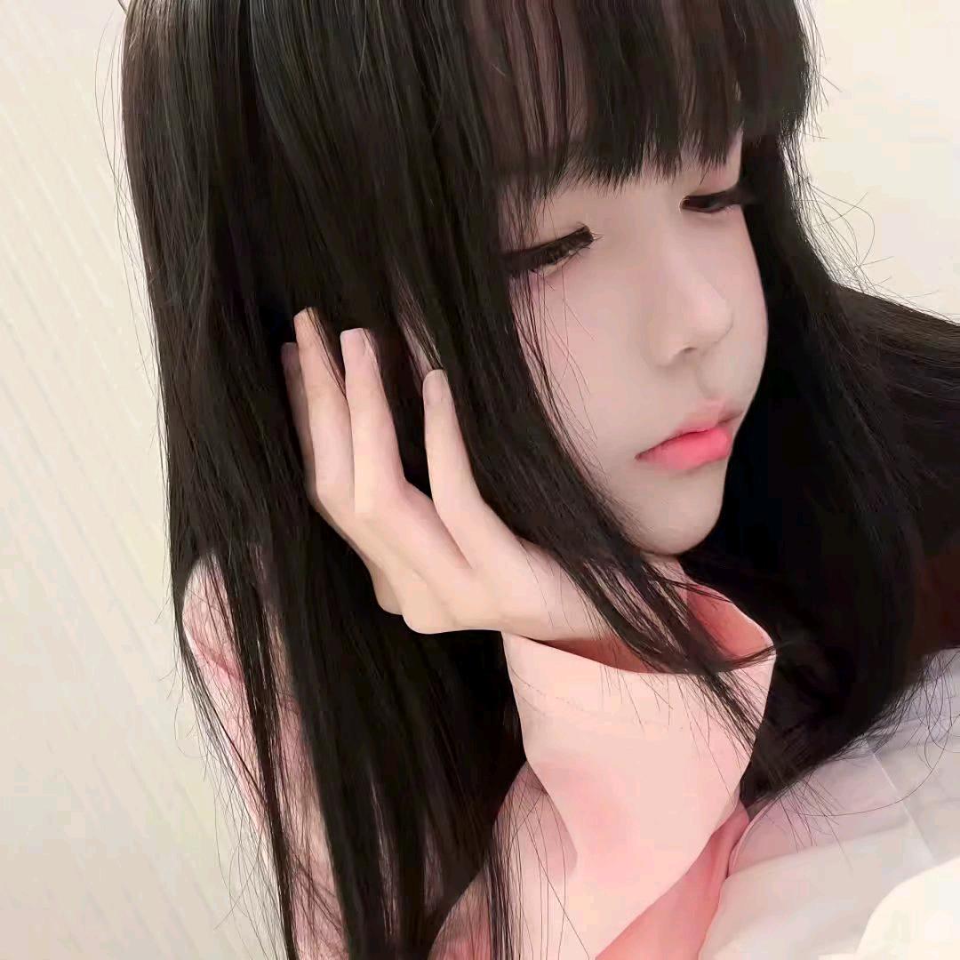 不长痘又萌又漂亮的佳佳.