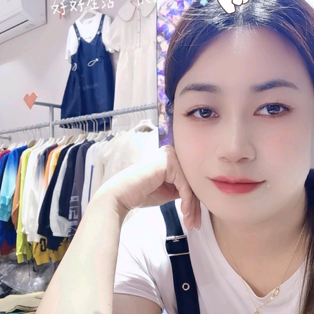 汉川服装城卖童装的云姐（贝贝媞妮青少年装