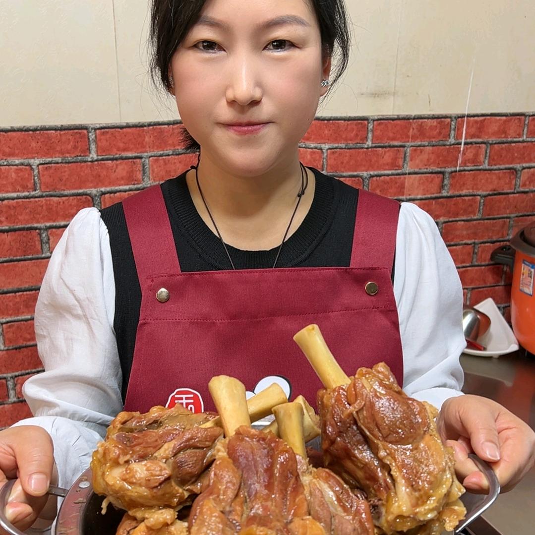 东锦记特色骨头总店（收徒）