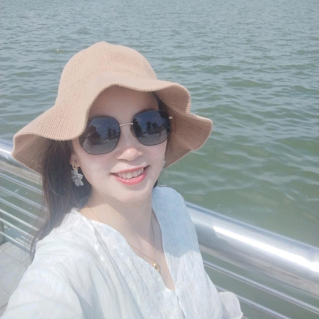 谷谷鸡海鲜.李庭华