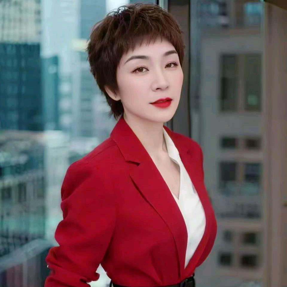 戏曲小娘子__完美梨园（主持）