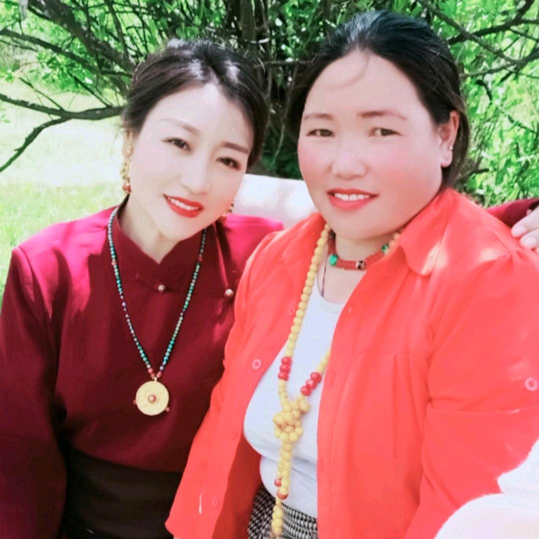 开心བུ་མོ