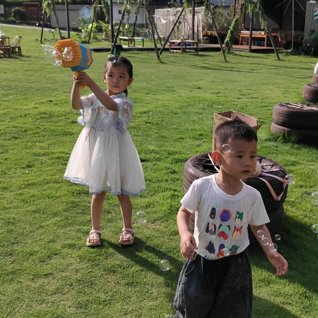 哦吼，备备同学