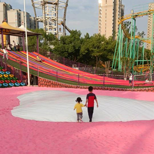 带着彩虹前进......