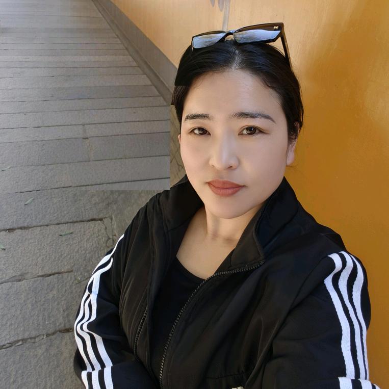 小曼