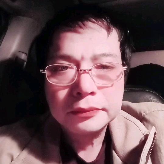 护国镇大洲驿做二轮车，三轮车锂电池的曾哥