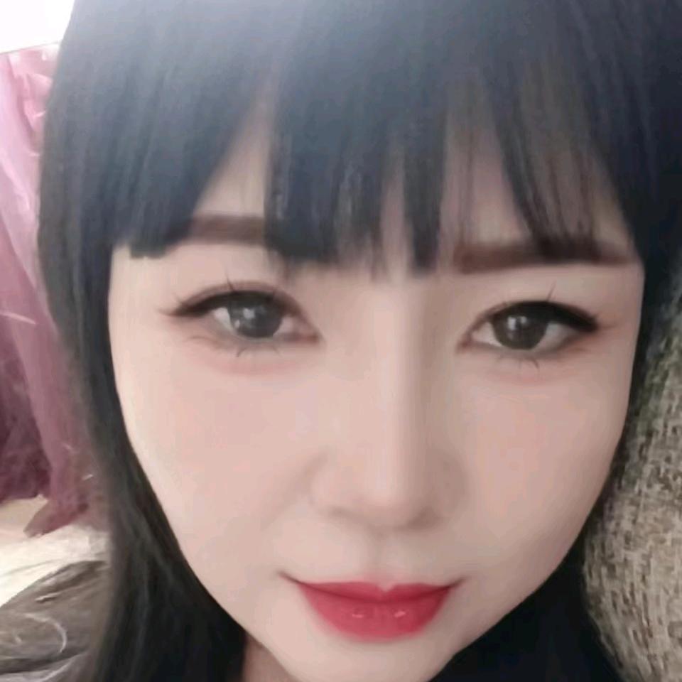 离婚的女人。