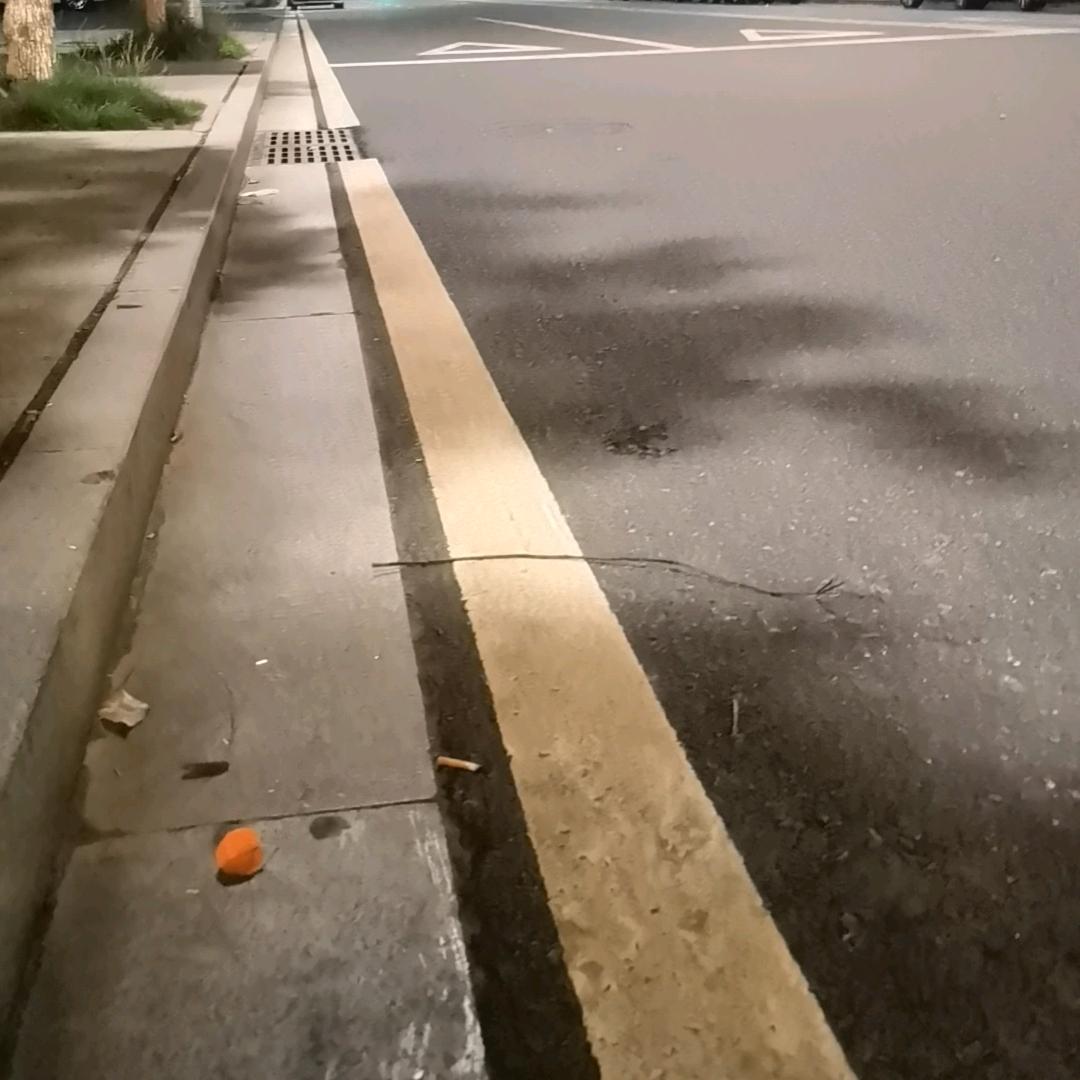 夜色迷茫