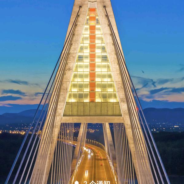 🏄🥨🤸‍♂️