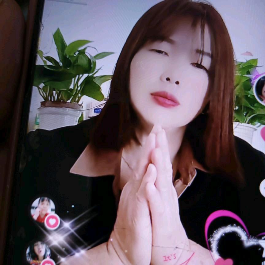 夏天何叶.，下午好呀谢谢亲爱的我们班的人