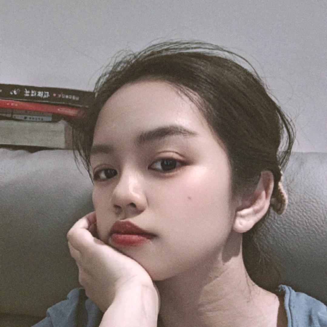 诺琳.