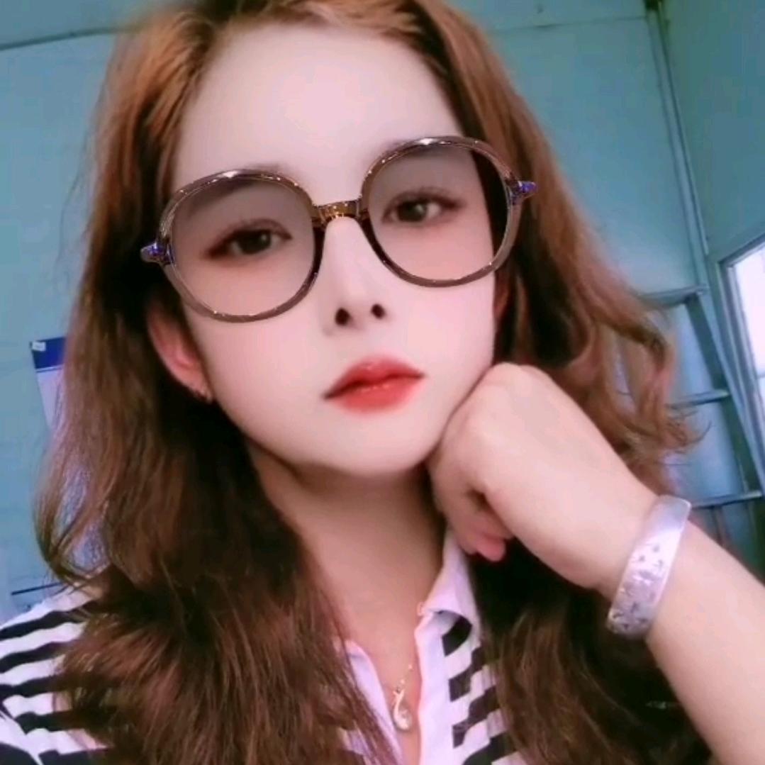 飞雪儿🌸军中情《错爱🌸单身》