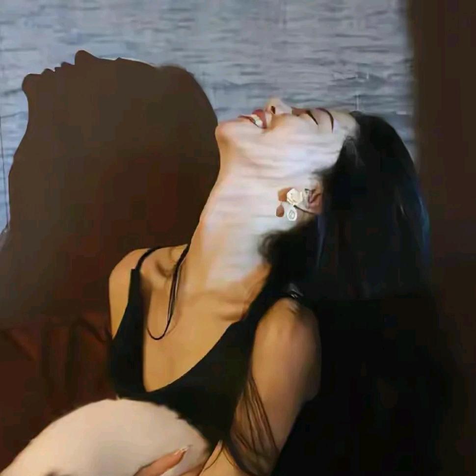 D、