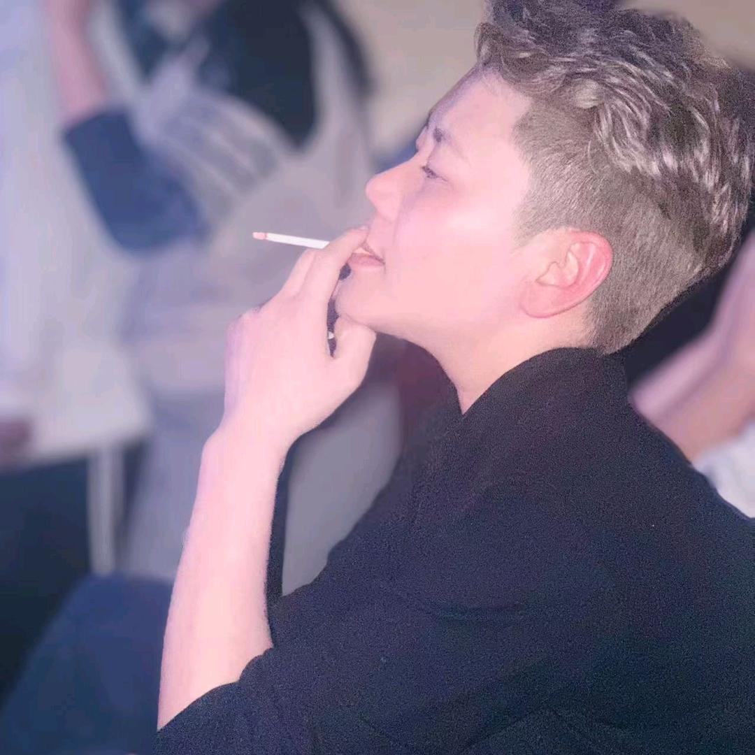 吉星高赵🙈🌈