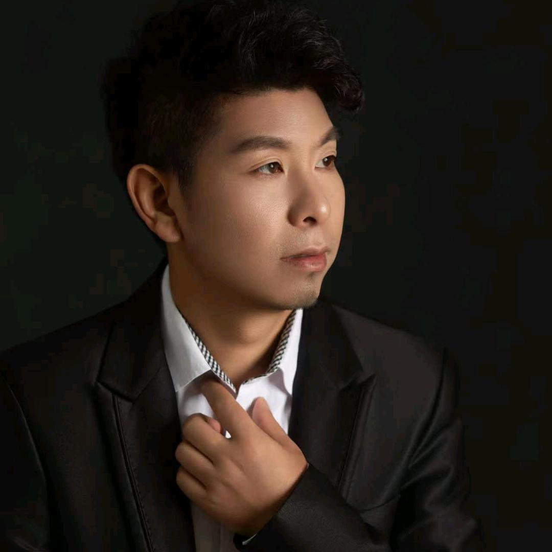 黄山艺恒美发一姚强