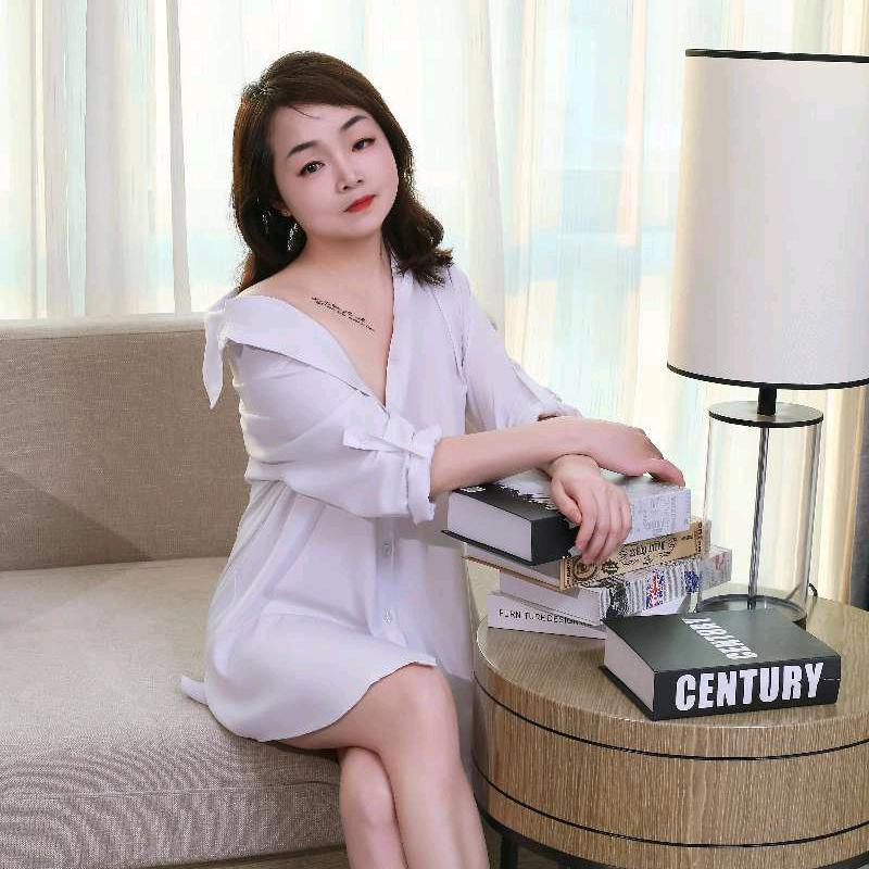 碧邻兴林汇店英子蕾汀卡尔