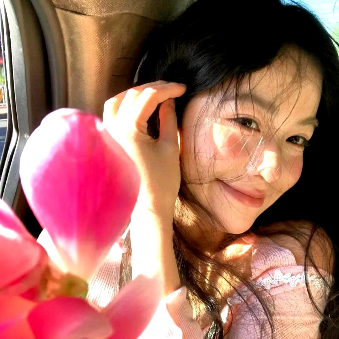 热 情 咪