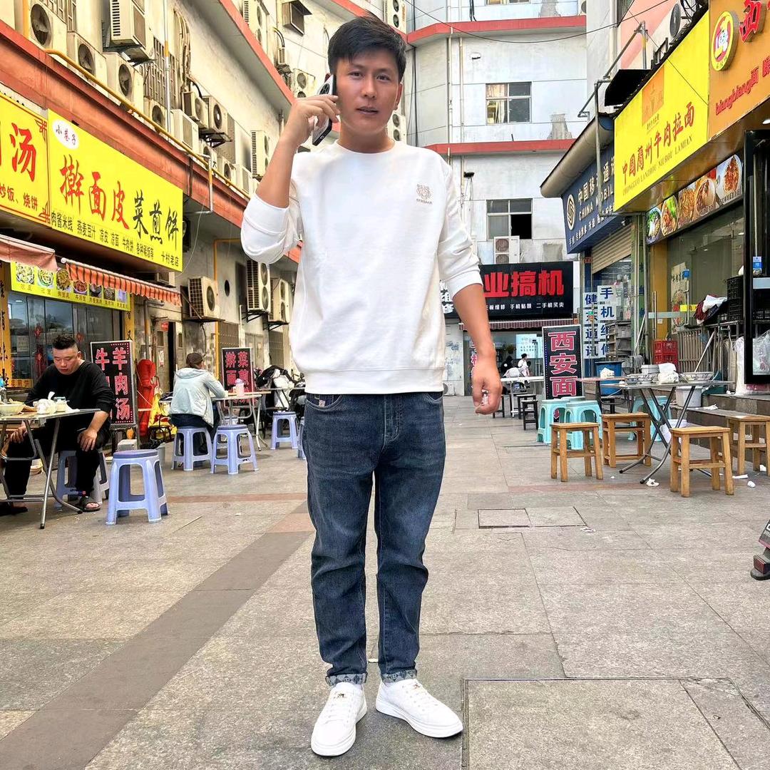 单身跑船小哥