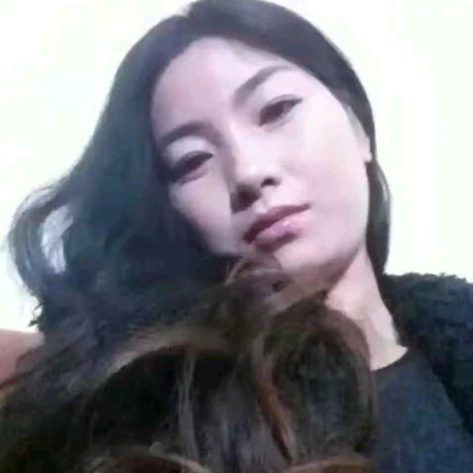 吃肉的兔子