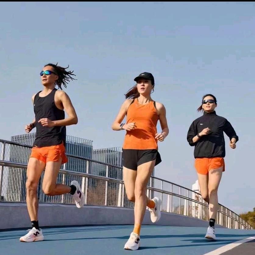 奥莱折扣轩康店