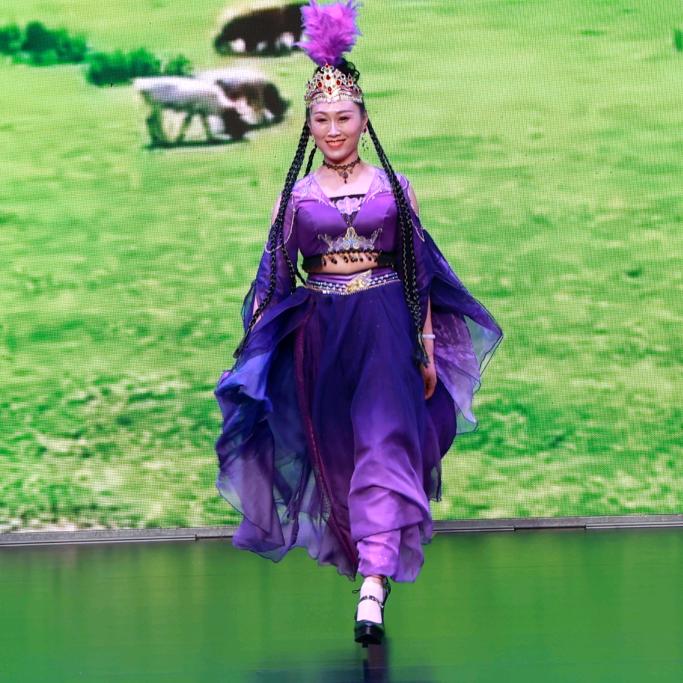 丽质兰心 （模舞＋古典舞）