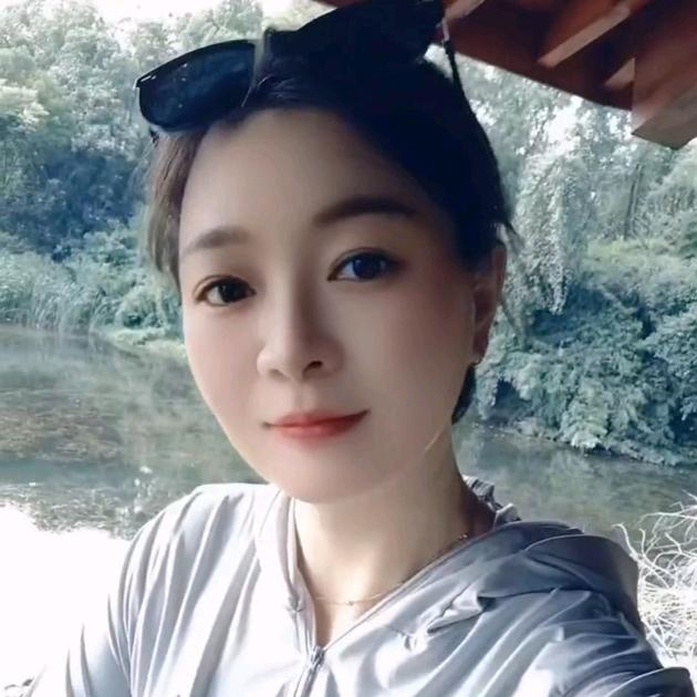 精品二手轮胎_鑫姐