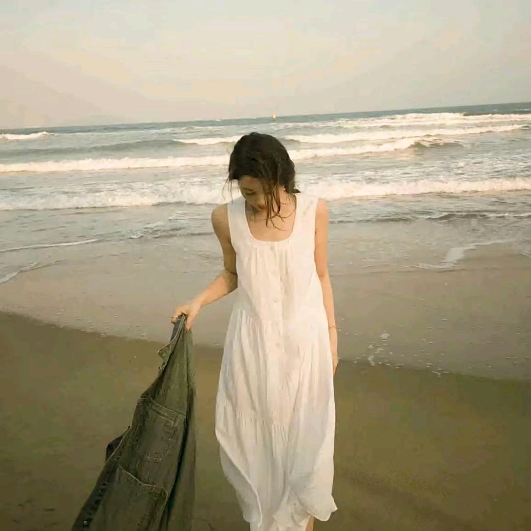 齐刘海压塌了温柔