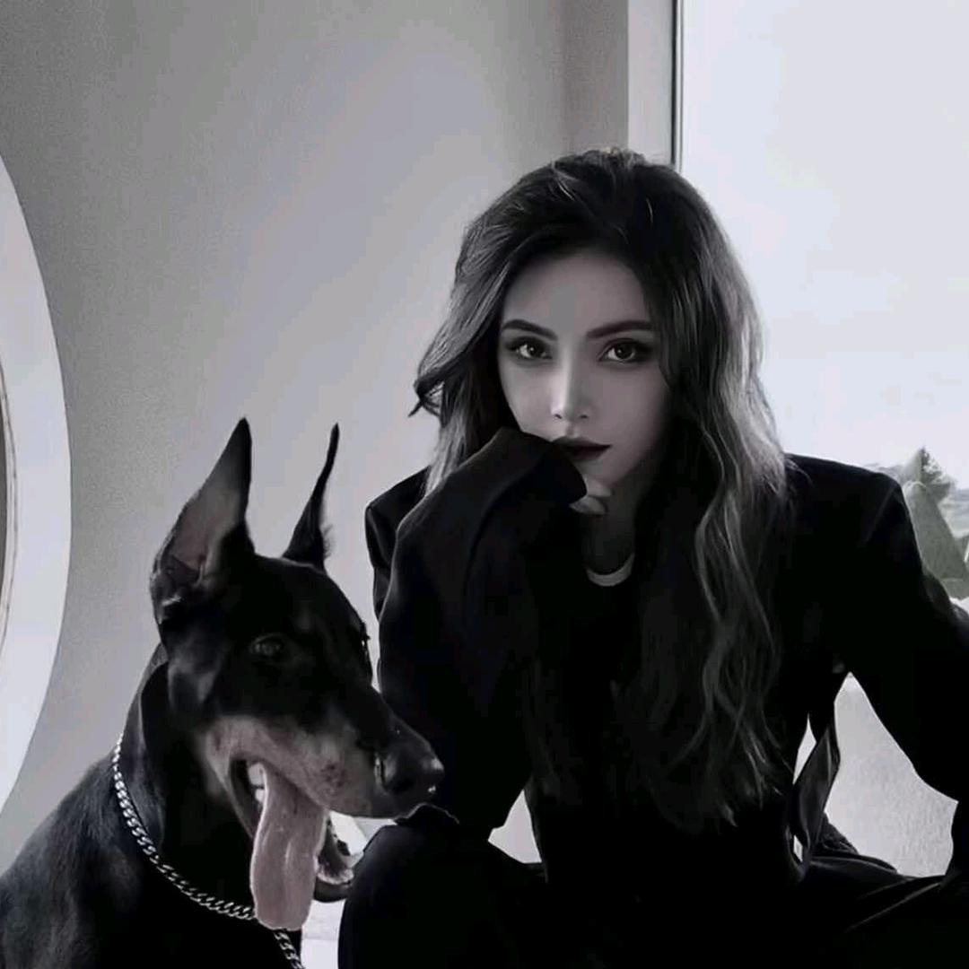不做公主的女王👑↲