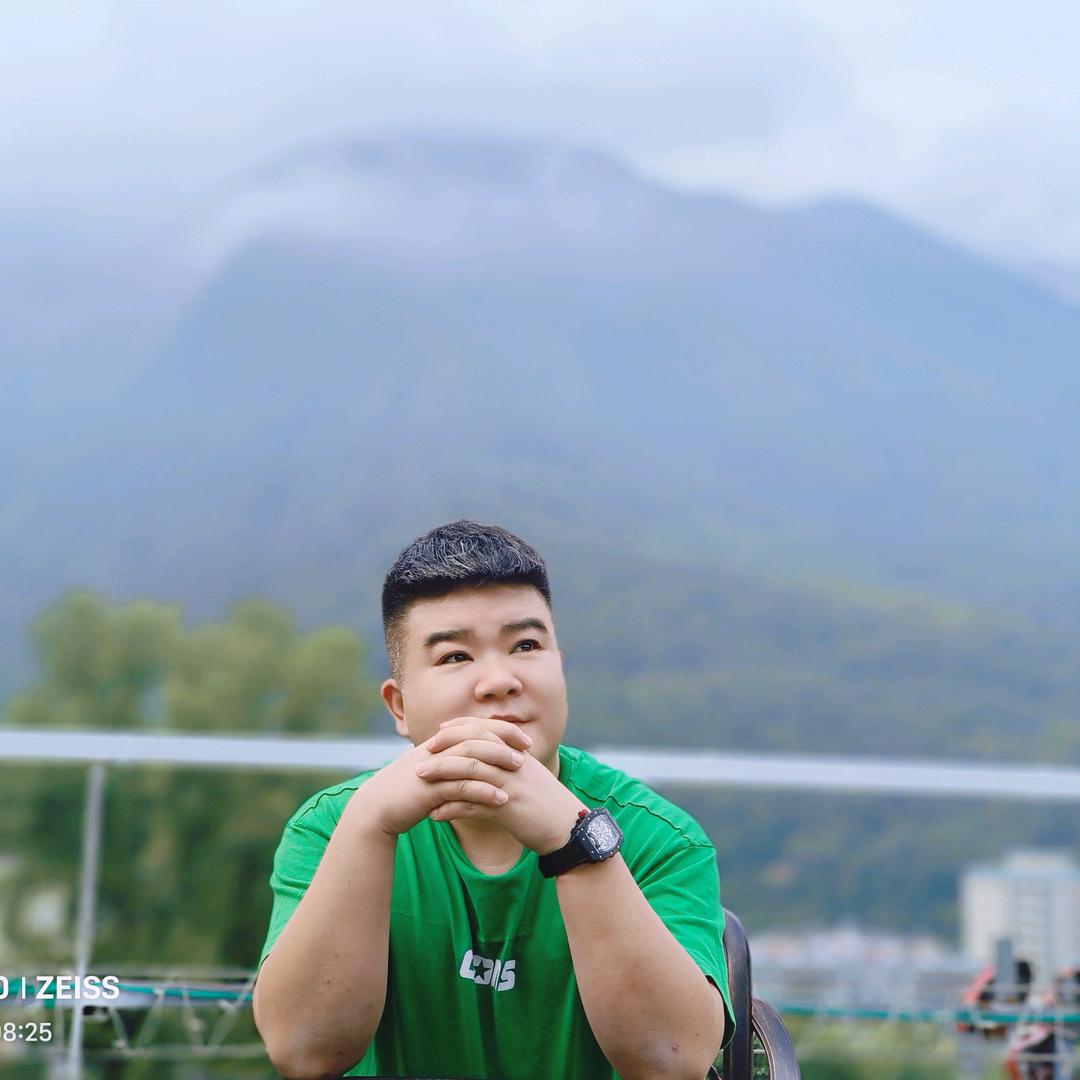卡卡
