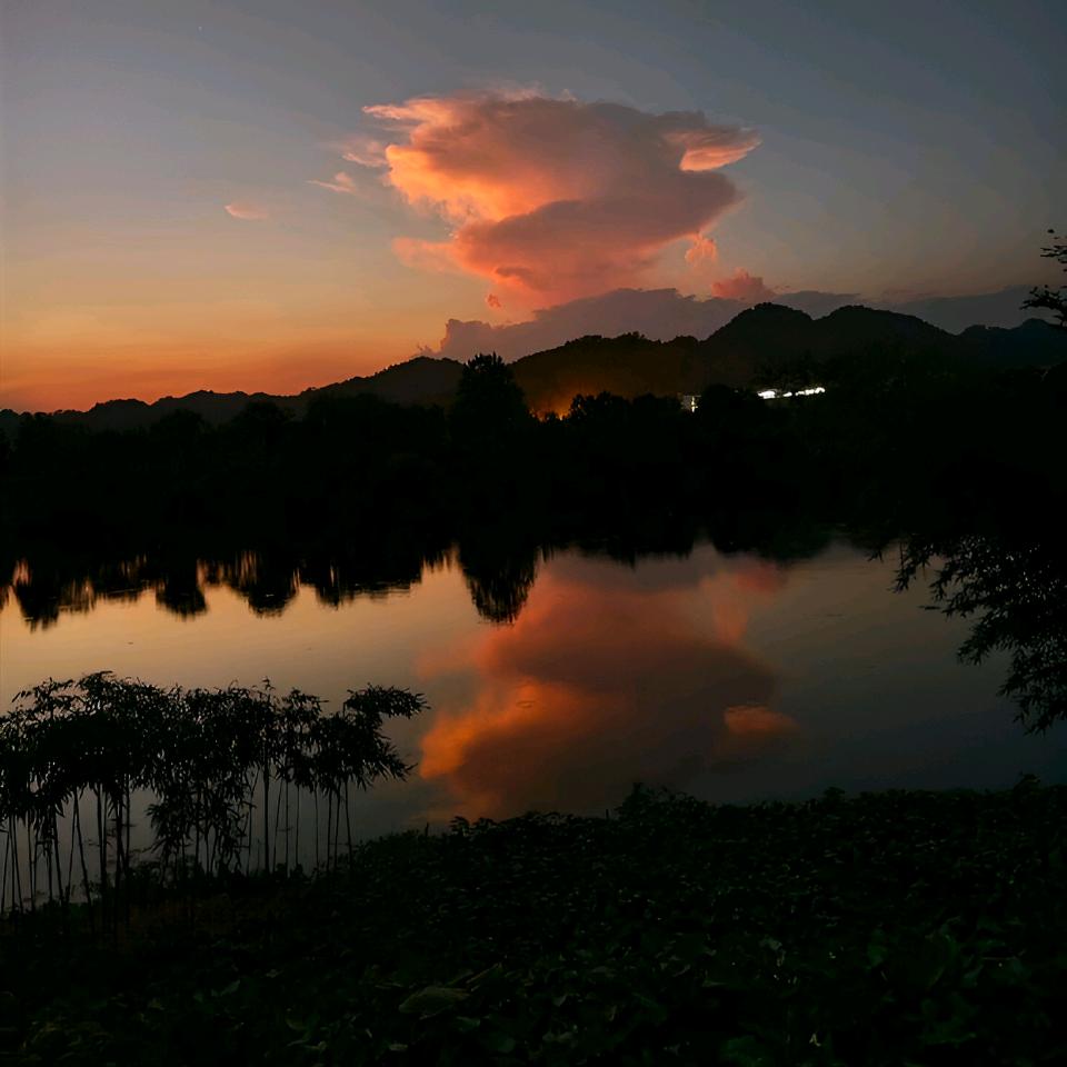 ღ᭄💞逆流の而上💞ღ᭄