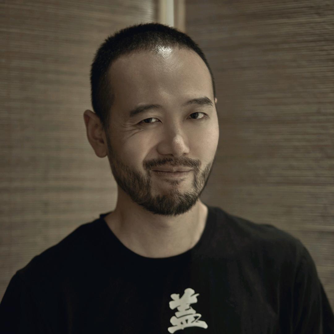 胡说老王    瞎说