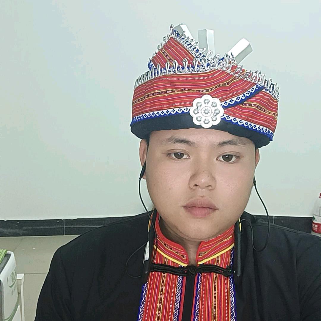 阿宇（努力活着）