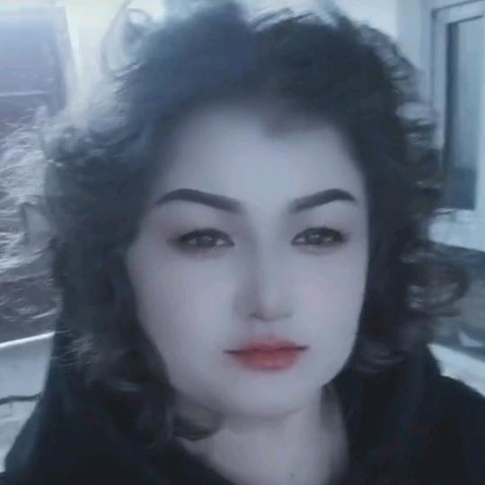 美丽的姑娘