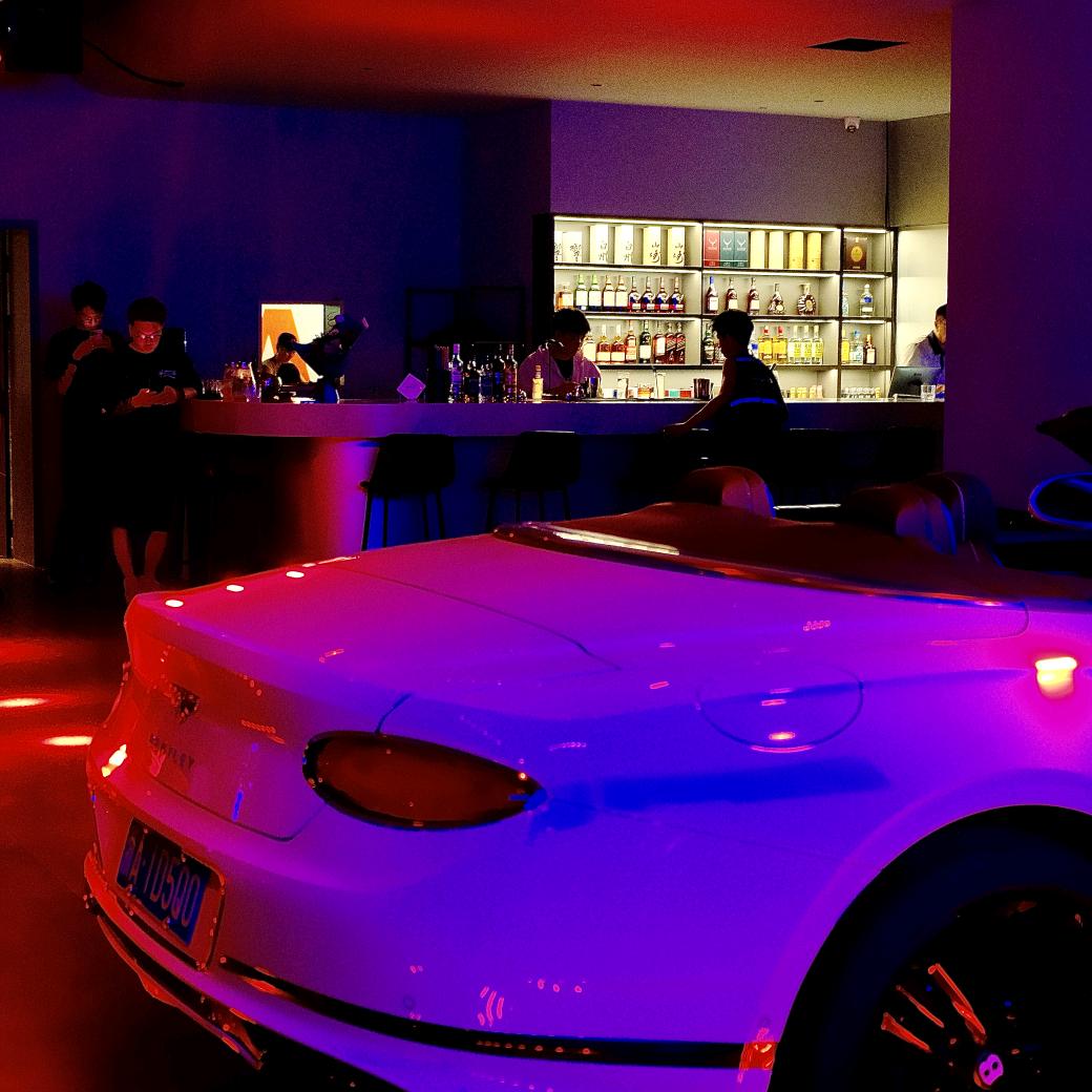 VAPOR RUN BAR雾驰酒吧官方号