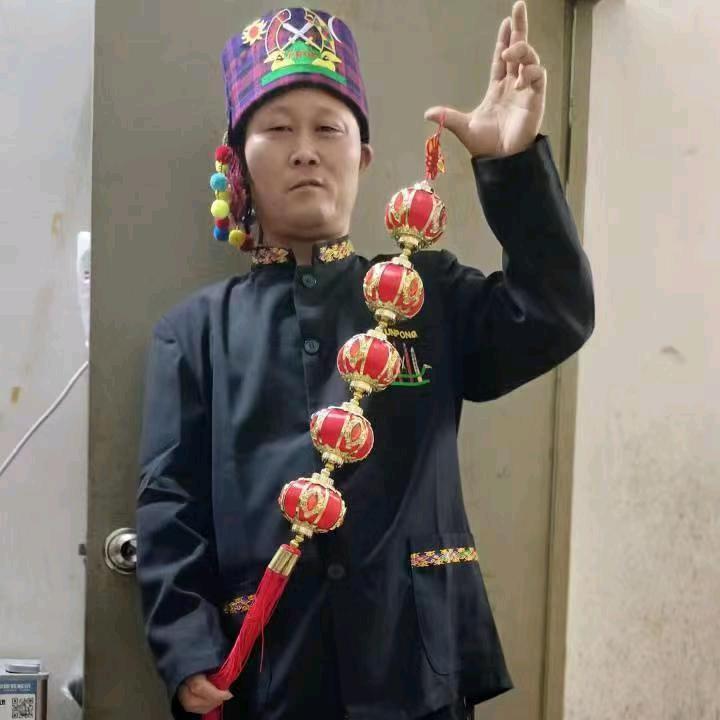 @😃左弟兄爱唱诗赞美就有力量🤲🙌?